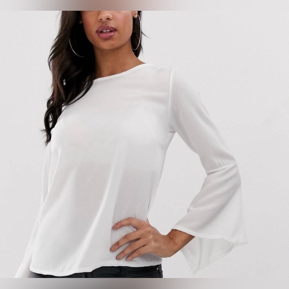 Boohoo Tops - Boohoo from ASOS Classic Off White Flute Long Sleeve Woven Blouse EUC Size Small